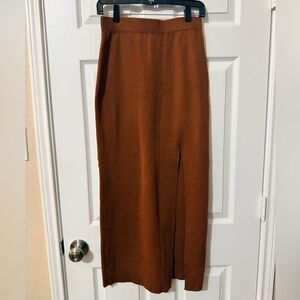 Chic Women's Sweater Pencil Skirt in Rich Brown